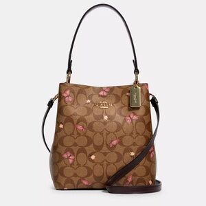 Coach small town bucket bag